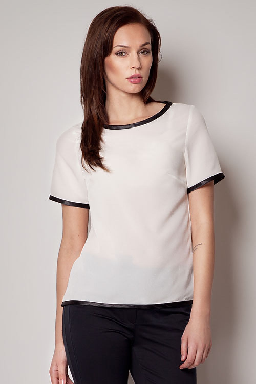 Blouse model 28005 Figl