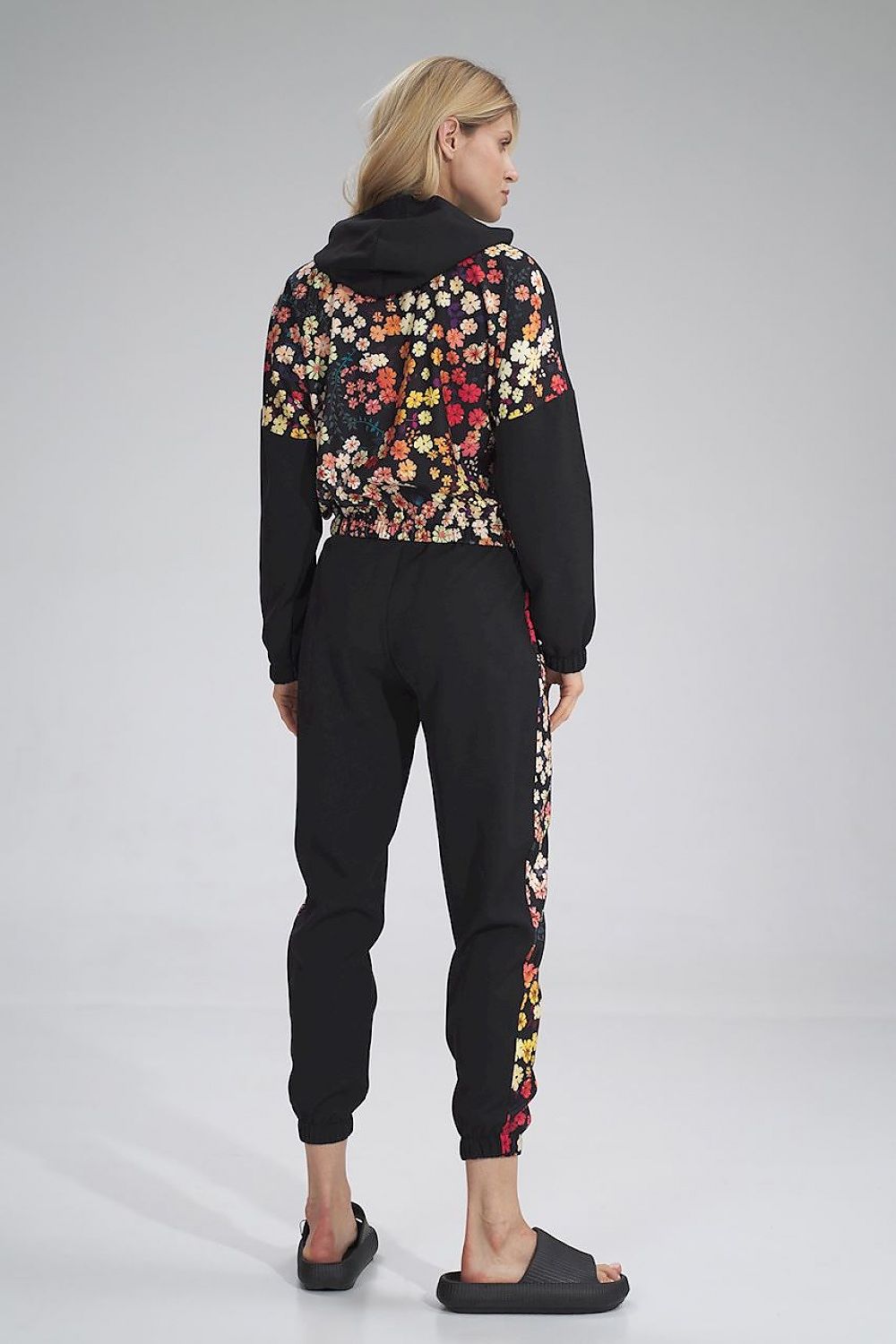 Tracksuit trousers model 154691 Figl