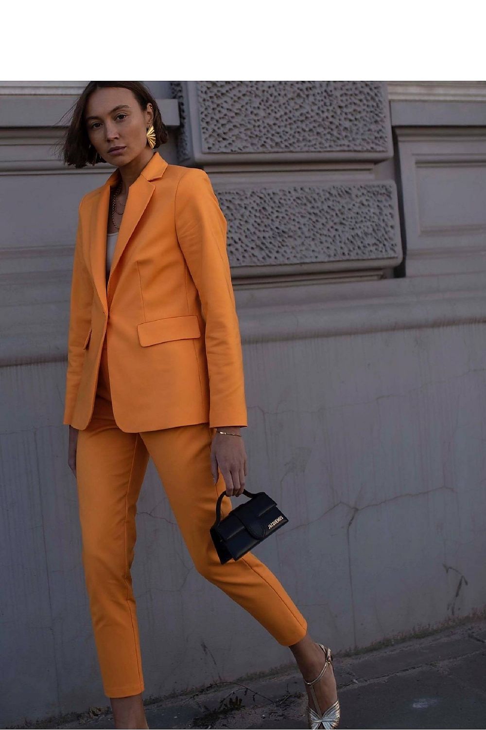 Women trousers model 176303 LeMonada