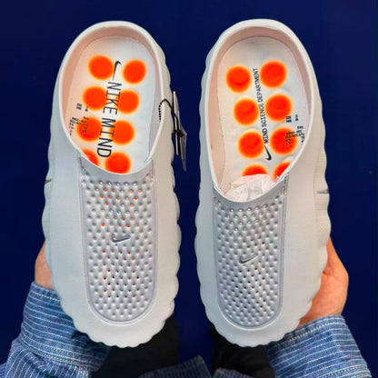 Nike Mind 001 Closed-Toe Athletic Slides (Pre-Game / Recovery Model)
