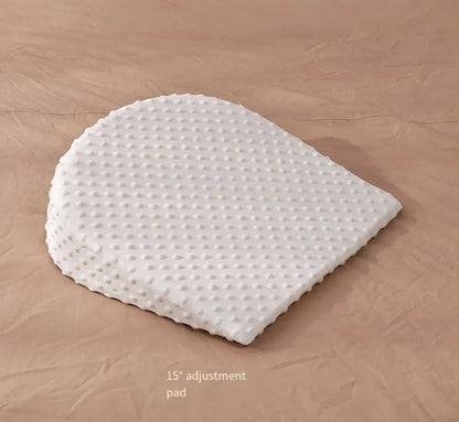 Four season anti milk overflow and choking pillow baby feeding tool baby anti spitting slope pad eprolo
