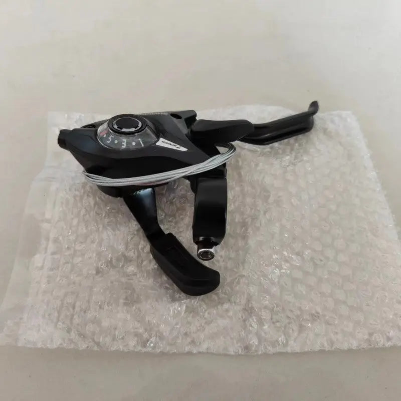 Experience the super smooth 21-speed MTB shifter & brake, enhancing your trekking. eprolo