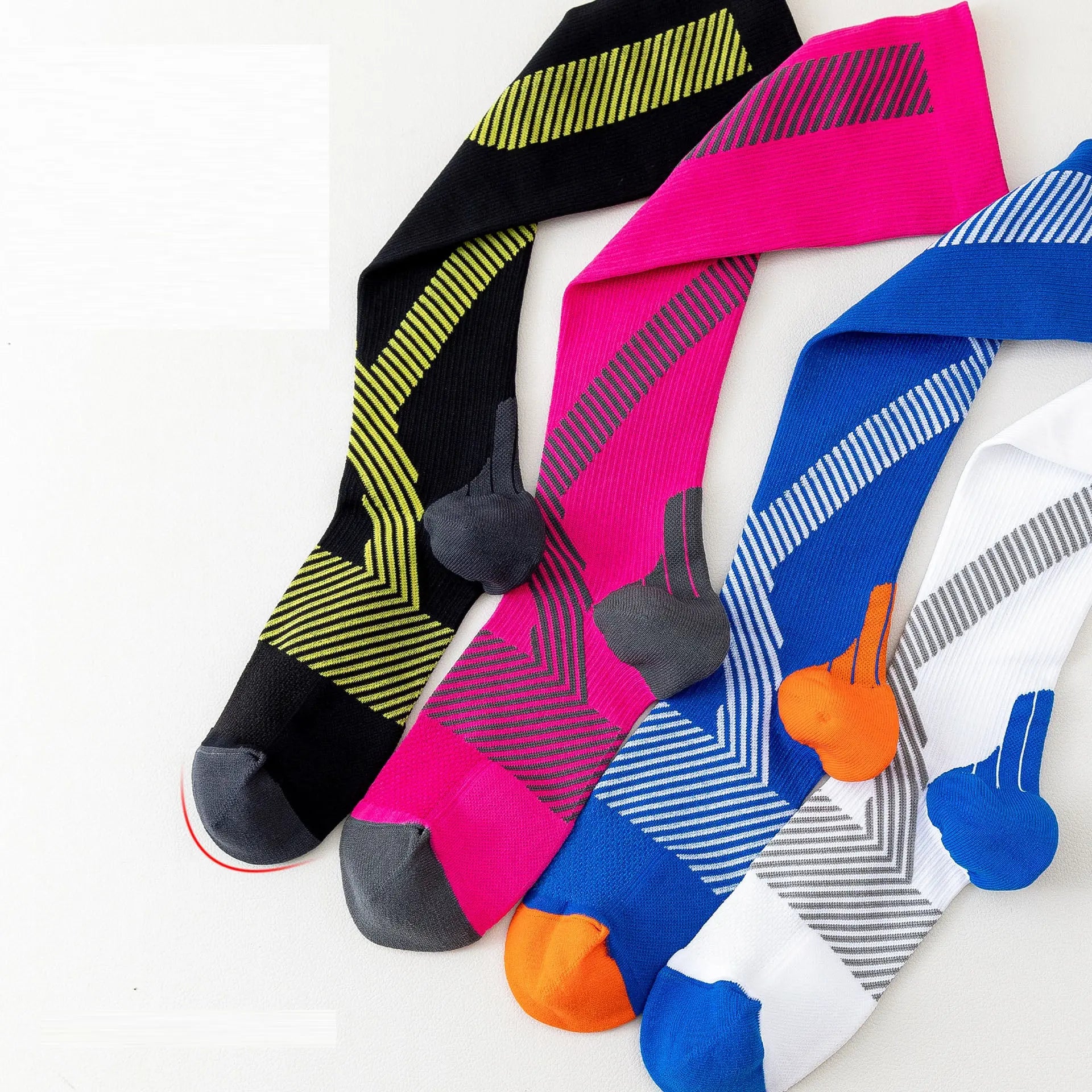 Sports pressure socks for men and women, comfortable for sports, compression socks with a pressure of eprolo