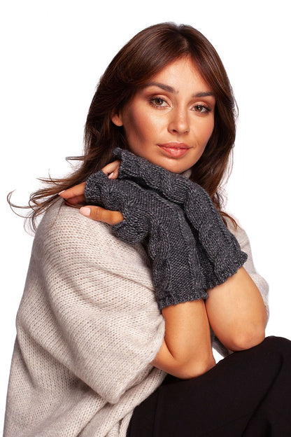  Gloves model 171233 BE Knit 